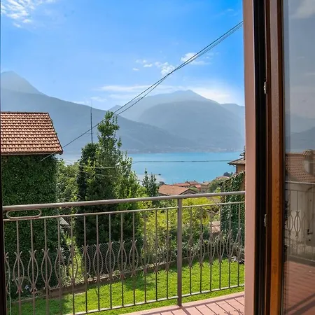 Appartamento View Jasmin's Family House *